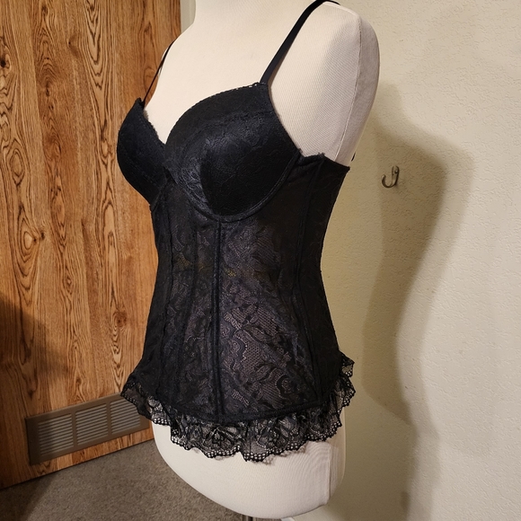 Frederick's of Hollywood Lace Corset - Picture 8 of 8